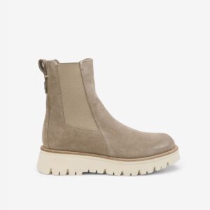 Chelsea Boot With a High Shaft